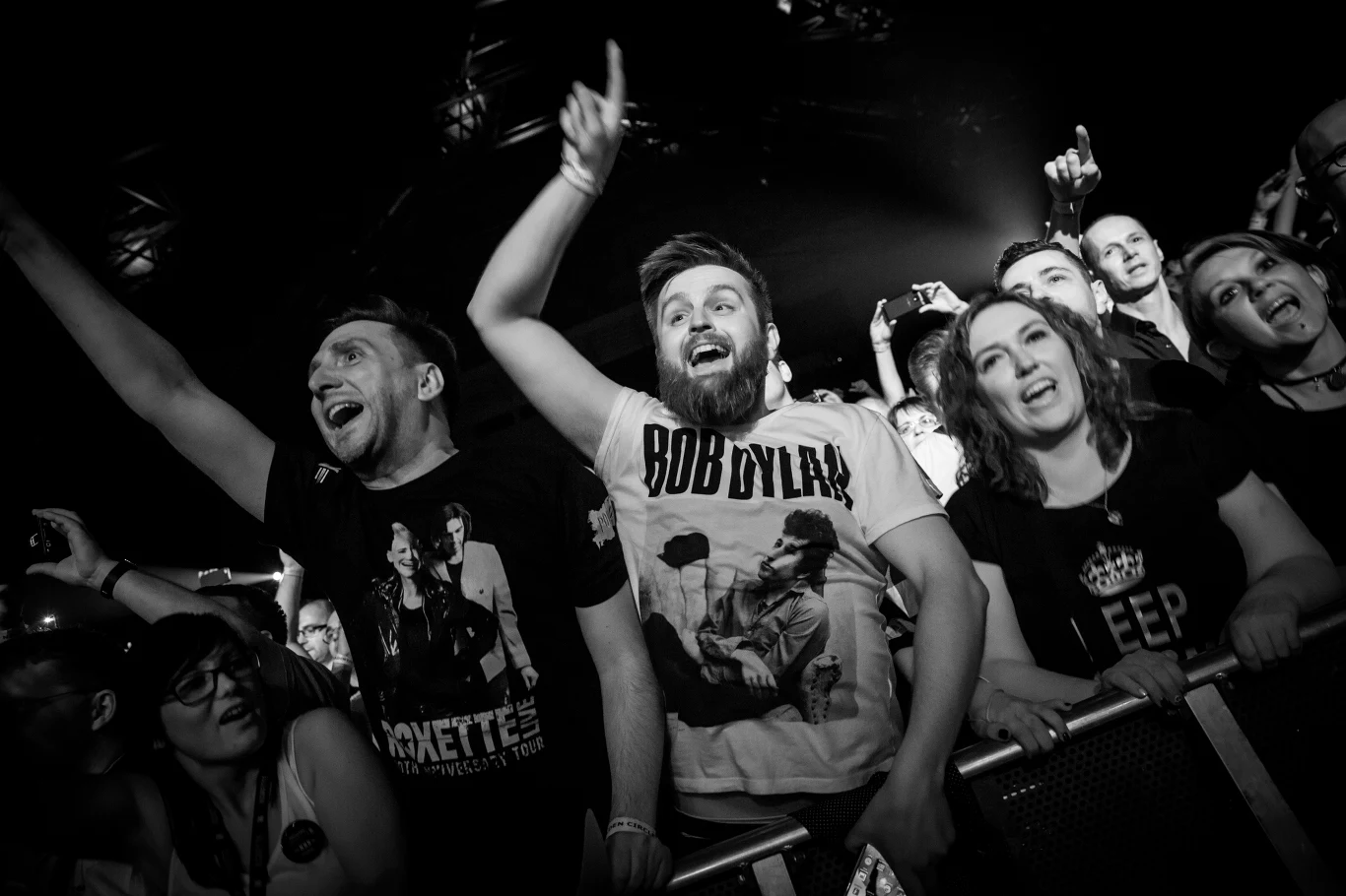 Roxette oklaskiwało kilka tysięcy fanów - Torwar wypełniony był niemal do ostatniego miejsca Roxette oklaskiwało kilka tysięcy fanów - Torwar wypełniony był niemal do ostatniego miejsca