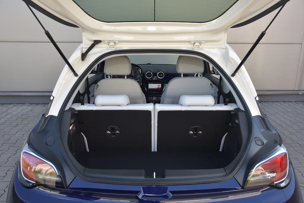 Opel Adam Rocks