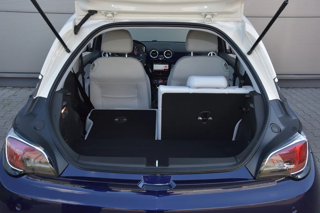 Opel Adam Rocks