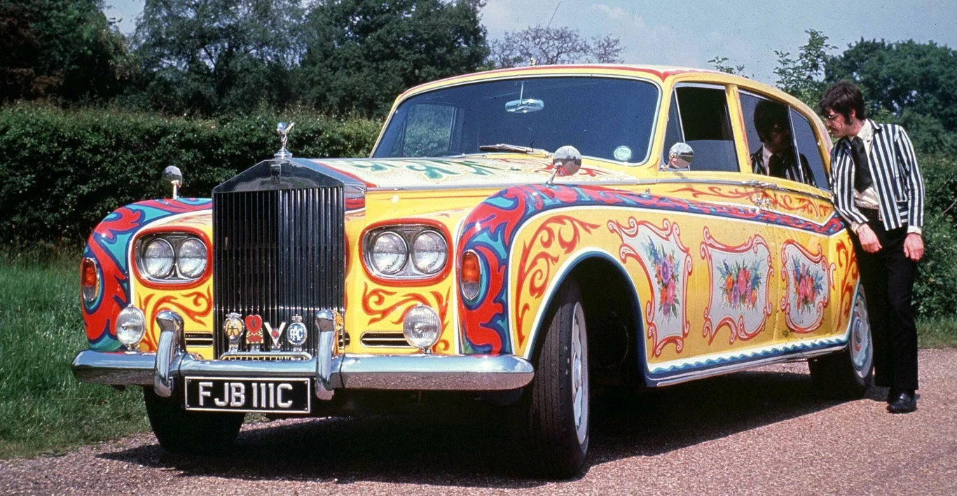 Rolls Royce Johna Lennona został nabyty przez niego za 6 tysięcy funtów