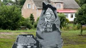 Pomnik Danuty Siedzikówny ps. Inka odsłonięty w Krzeszycach