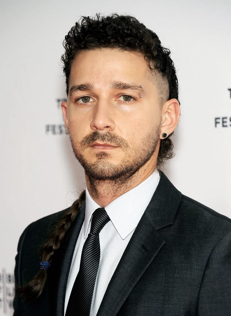 Shia LaBeouf chwali się freestylem