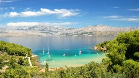 Na wyspie Brač w Chorwacji można aktywnie spędzić urlop. 