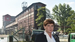 Wiceprezes PiS, kandydatka tej partii na premiera Beata Szydło podczas konferencji prasowej przed kopalnią Bobrek -Centrum w Bytomiu