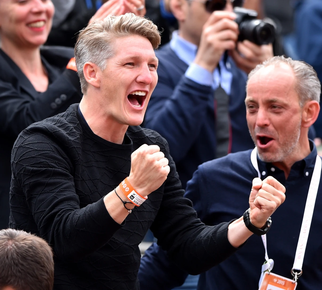 Bastian Schweinsteiger trzyma kciuki za ukochaną Bastian Schweinsteiger trzyma kciuki za ukochaną