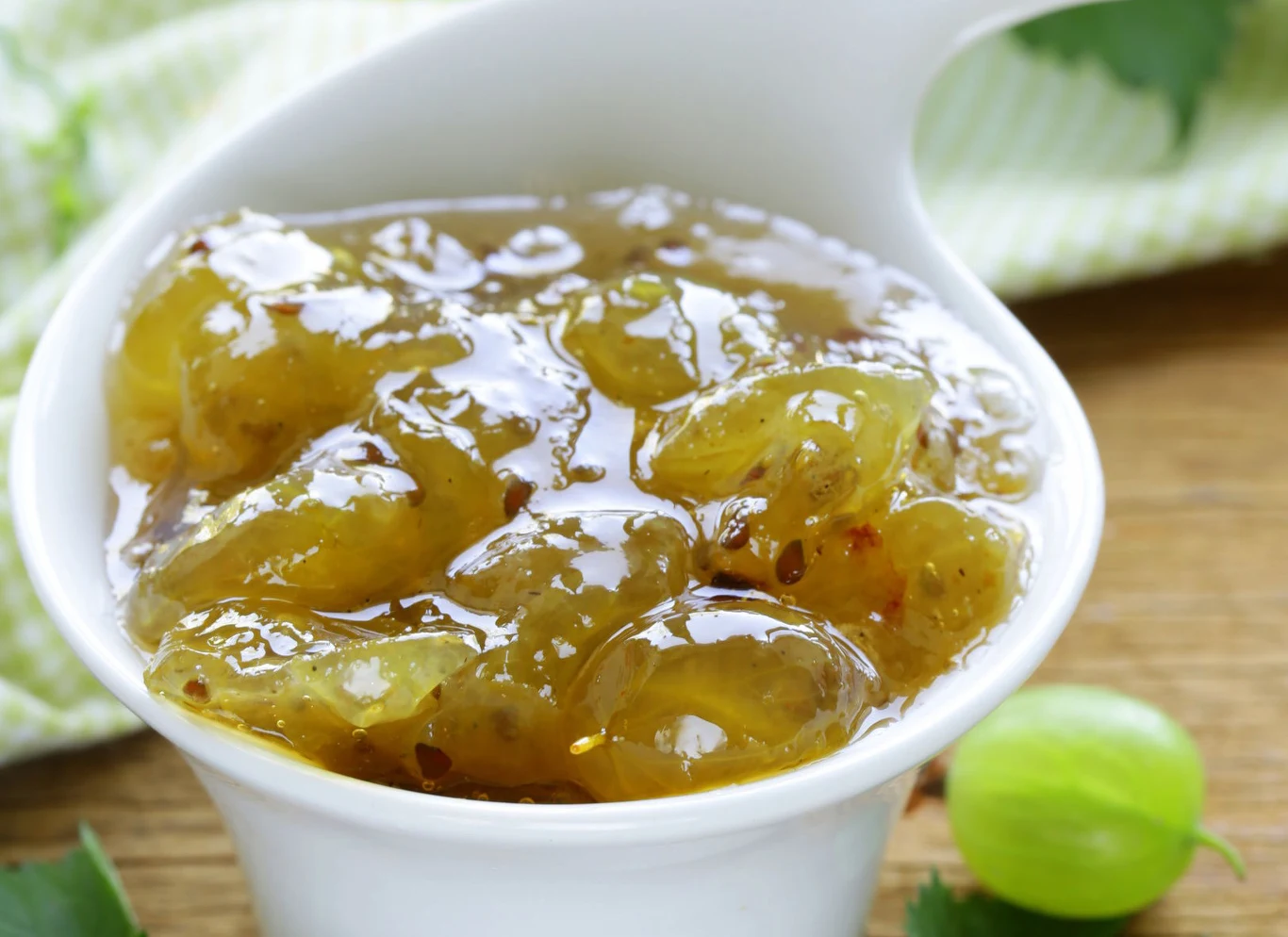 W ostatnich latach agrest niesamowicie stracił na popularności. Prawie nikt go nie je, a jest bardzo zdrowy i idealnie nadaje się na przetwory tj. dżemy i kompoty W ostatnich latach agrest niesamowicie stracił na popularności. Prawie nikt go nie je, a jest bardzo zdrowy i idealnie nadaje się na przetwory tj. dżemy i kompoty