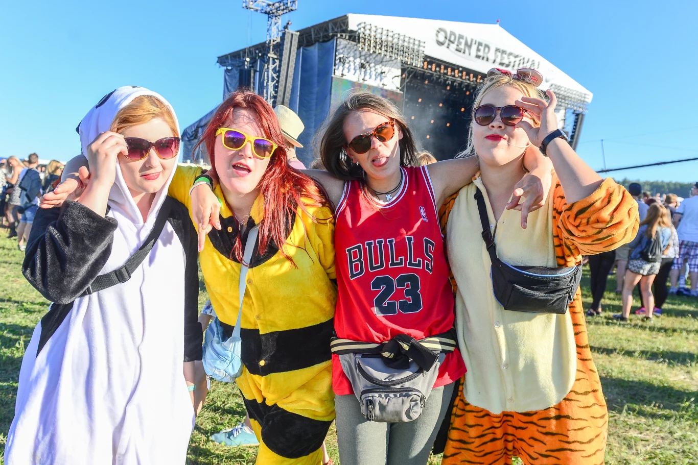 Tak się bawią fani podczas Open'er Festivalu 2015 Tak się bawią fani podczas Open'er Festivalu 2015
