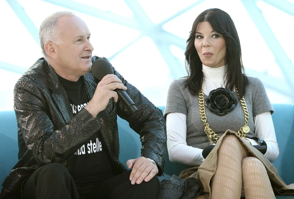 Jednym z najbardziej znanych tekstów, które napisał są słowa piosenki "To nie ja", którą Edyta Górniak zaśpiewała podczas 39. Konkursu Piosenki Eurowizji w 1994 roku, zajmując drugie miejsce. To najlepszy wynik w historii udziału Polski w Eurowizji