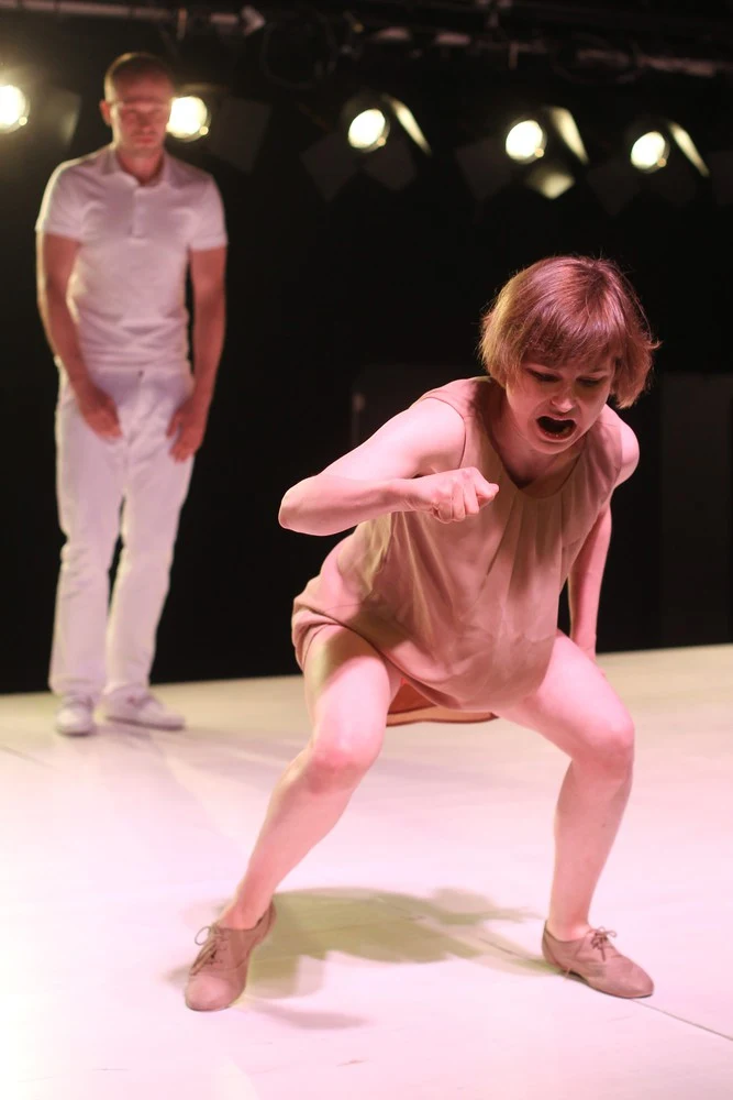 Piotr Trojan podczas próby do spektaklu