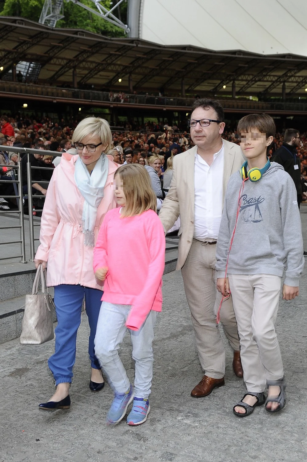 Monika Zamachowska z dziećmi i Zbyszkiem Monika Zamachowska z dziećmi i Zbyszkiem