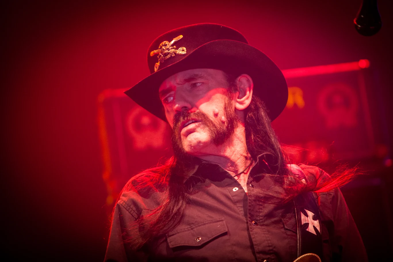 Na czele grupy stoi niezmordowany Lemmy Kilmister Na czele grupy stoi niezmordowany Lemmy Kilmister
