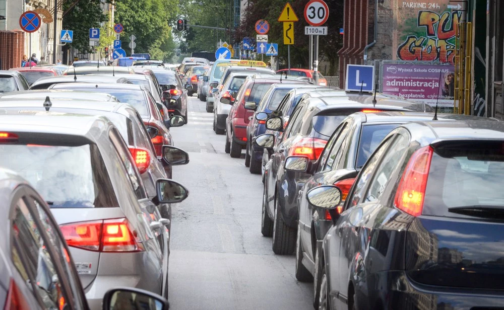 Nie będzie ograniczeń w ruchu w centrach miast