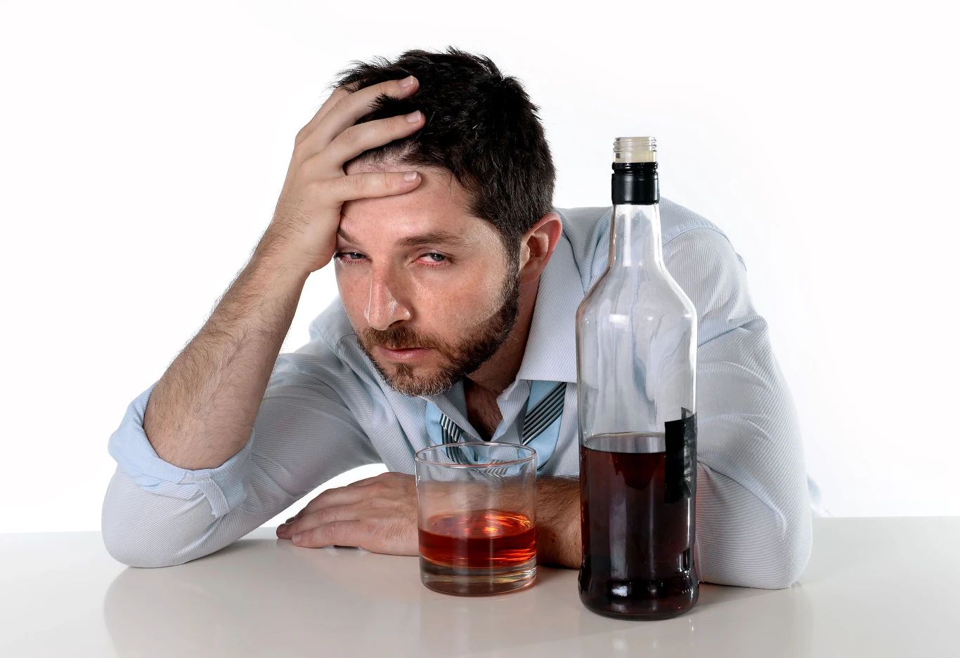Z alkoholem nie wolno przesadzać i to niezależnie od koloru oczu Z alkoholem nie wolno przesadzać i to niezależnie od koloru oczu