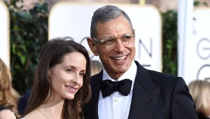 Emilie Livingston i Jeff Goldblum na rozdaniu Złotych Globów w styczniu 2015 roku