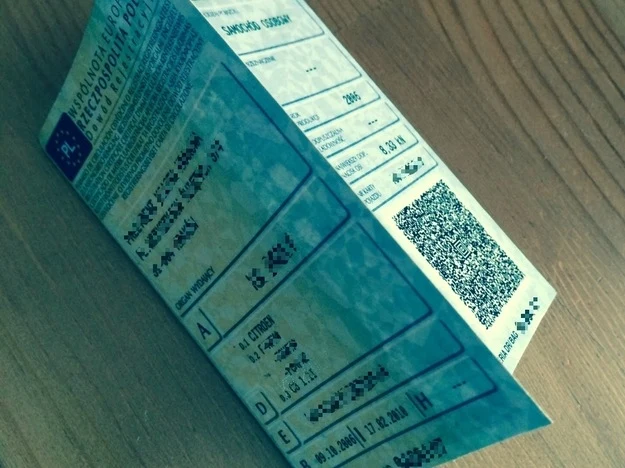 Pieczątka w dowodzie to nie wszystko? Pieczątka w dowodzie to nie wszystko?