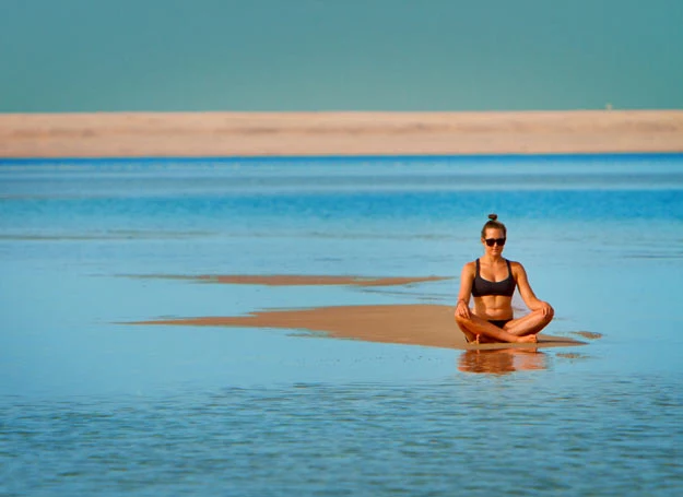 Karolina Winkowska na plaży w Soma Bay