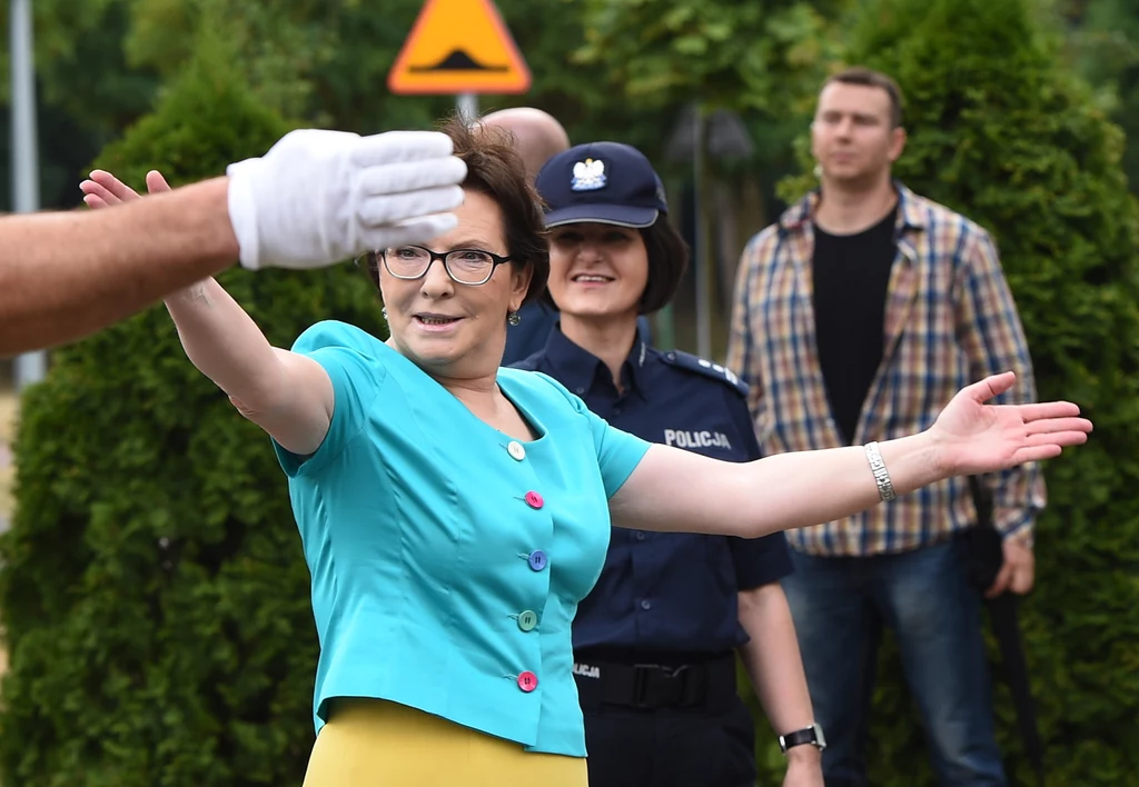 Premier w centrum szkolenia policji w Legionowie