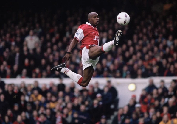 Ian Wright w barwach Arsenalu