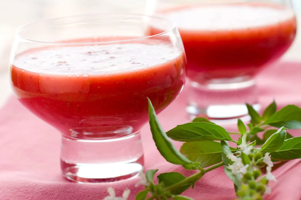 Truskawkowe gazpacho