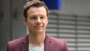 Lesław Żurek zameldował się na planie "Przyjaciółek"