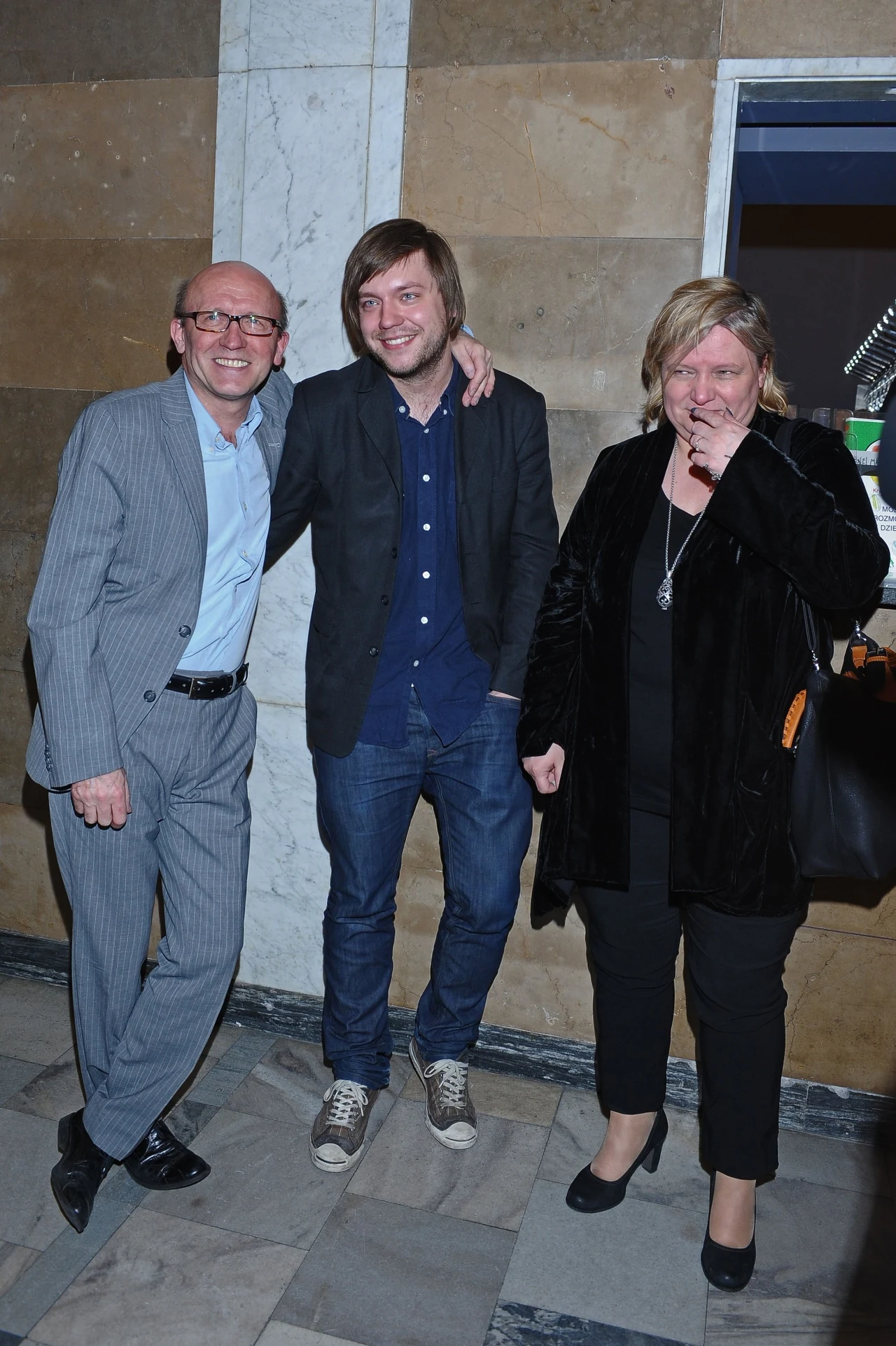 Artur Barciś z żoną i synem na premierze spektaklu "Mayday"