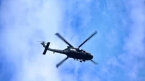 Polscy spadochroniarze desantowali się z amerykańskich śmigłowców Black Hawk