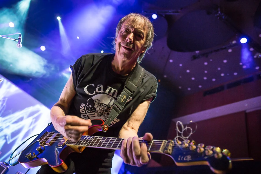 Andy Latimer (Camel) pokonał ciężką chorobę Andy Latimer (Camel) pokonał ciężką chorobę