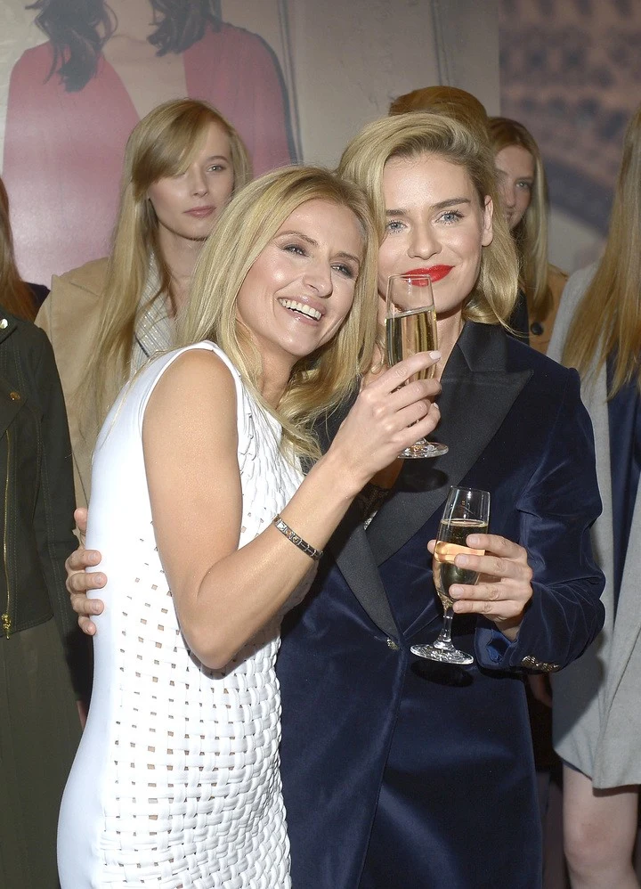 Natasza Urbańska z Moniką Gronowską