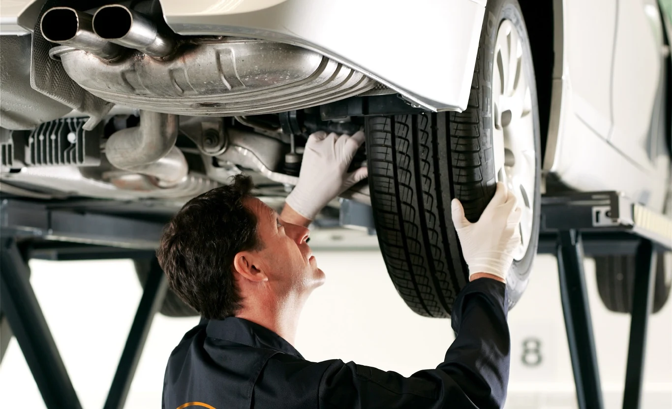 Za drżenie kierownicy nie muszą odpowiadać opony Za drżenie kierownicy nie muszą odpowiadać opony