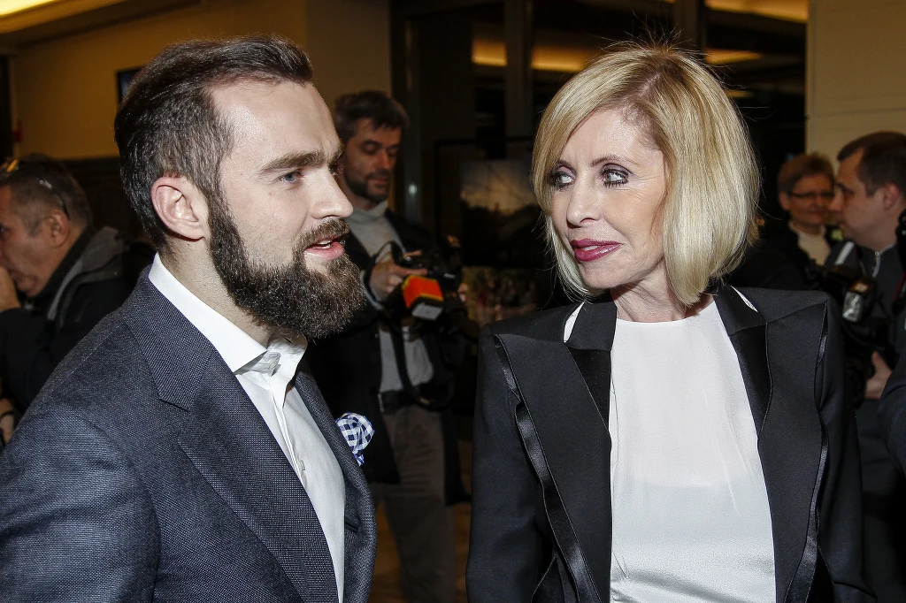 Sebastian Kulczyk z mamą Sebastian Kulczyk z mamą