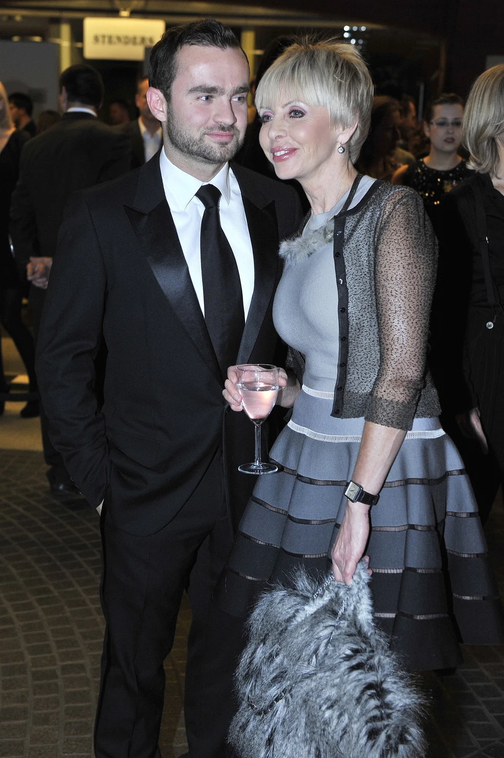 Sebastian Kulczyk z mamą Sebastian Kulczyk z mamą