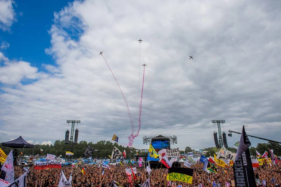 Nad woodstockowym polem przeleciały Iskry Nad woodstockowym polem przeleciały Iskry