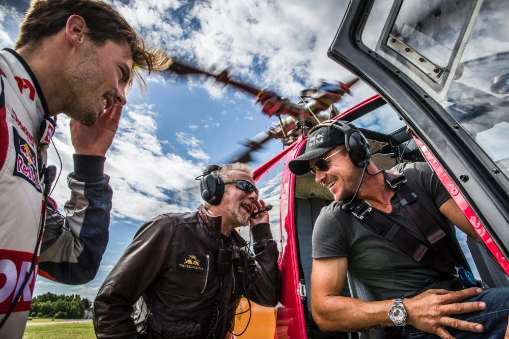Red Bull Heli Drifting 