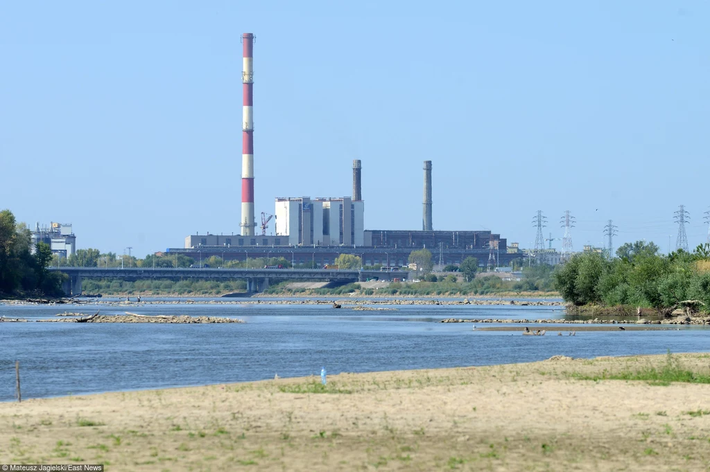 Pomiar wód w Wiśle w Warszawie wskazał dziś 61 centymetrów. Hydrolodzy spodziewają się, że jutro stan podniesie się o 7 centymetrów. Pod koniec tygodnia znowu ma spaść do około 60 centymetrów. Pomiar wód w Wiśle w Warszawie wskazał dziś 61 centymetrów. Hydrolodzy spodziewają się, że jutro stan podniesie się o 7 centymetrów. Pod koniec tygodnia znowu ma spaść do około 60 centymetrów.
