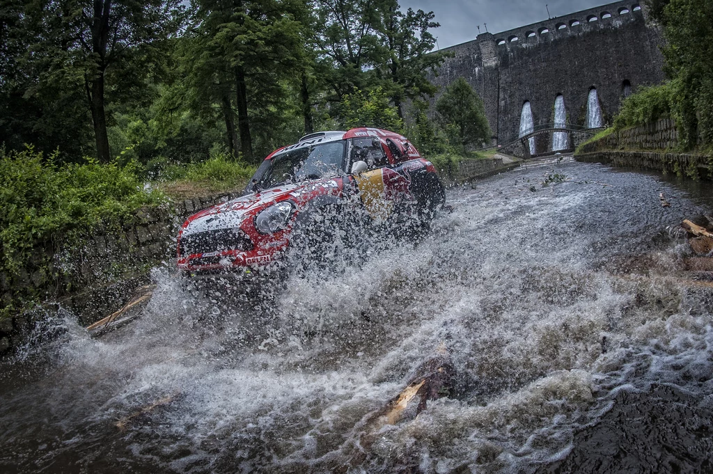 Adam Małysz i jego rajdowe Mini Countryman