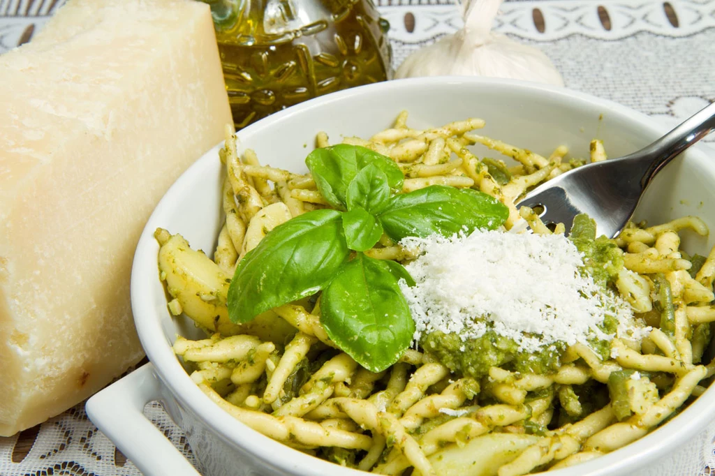 Kluski z pesto