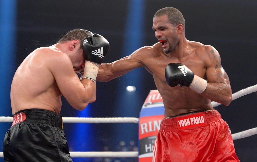 Z prawej Yoan Pablo Hernandez Z prawej Yoan Pablo Hernandez