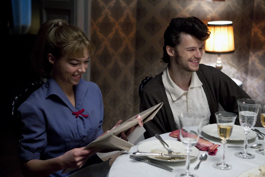 Marianna Zydek i Mateusz Kościukiewicz w filmie "Panie Dulskie"