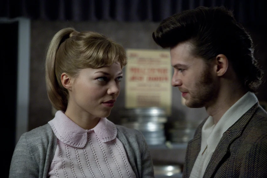 Marianna Zydek i Mateusz Kościukiewicz w filmie "Panie Dulskie"