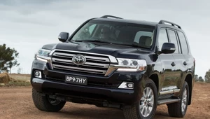 Toyota Land Cruiser V8 po liftingu