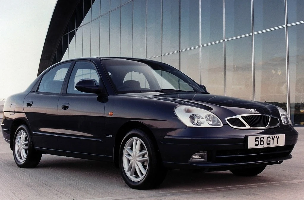Możemy śmiać się z importowanego Volkswagena Passat B5 TDI. Ale gdyby nie on, symbolem "komfortu i prestiżu", byłoby Daewoo Nubira