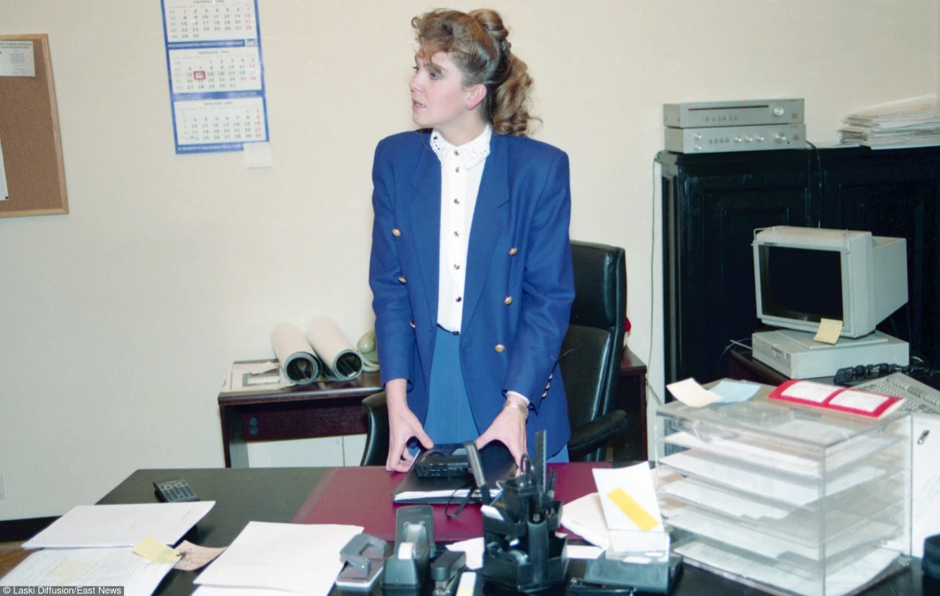 Ewa Wachowicz w biurze Pawlaka Ewa Wachowicz w biurze Pawlaka