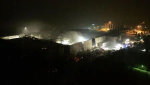 Zawalony dach hali MTK