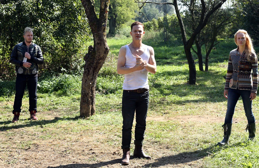 Tomasz Schuchardt, Itay Tiran i Agnieszka Żulewska w filmie "Demon"