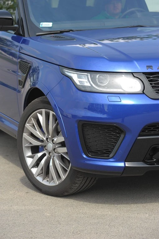 Range Rover Sport SVR 