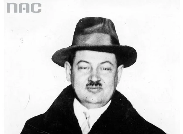 Tadeusz Hołówko był zwolennikiem porozumienia Polaków i Ukraińców Tadeusz Hołówko był zwolennikiem porozumienia Polaków i Ukraińców