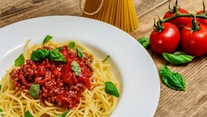 Spaghetti bolognese ze świeżych pomidorów