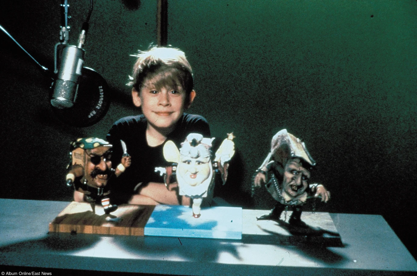 Kolejnym obrazem w filmografii Culkina był familijny "Władca ksiąg" - animowana produkcja wytwórni 20th Century Fox z jedną aktorską kreacją.

Macaulay Culkin wcielił się tu w postać bojaźliwego chłopca Richarda Tylera, który podczas snu przenosi się do krainy fantazji, gdzie udaje mu się przezwyciężyć lęk przed światem.
