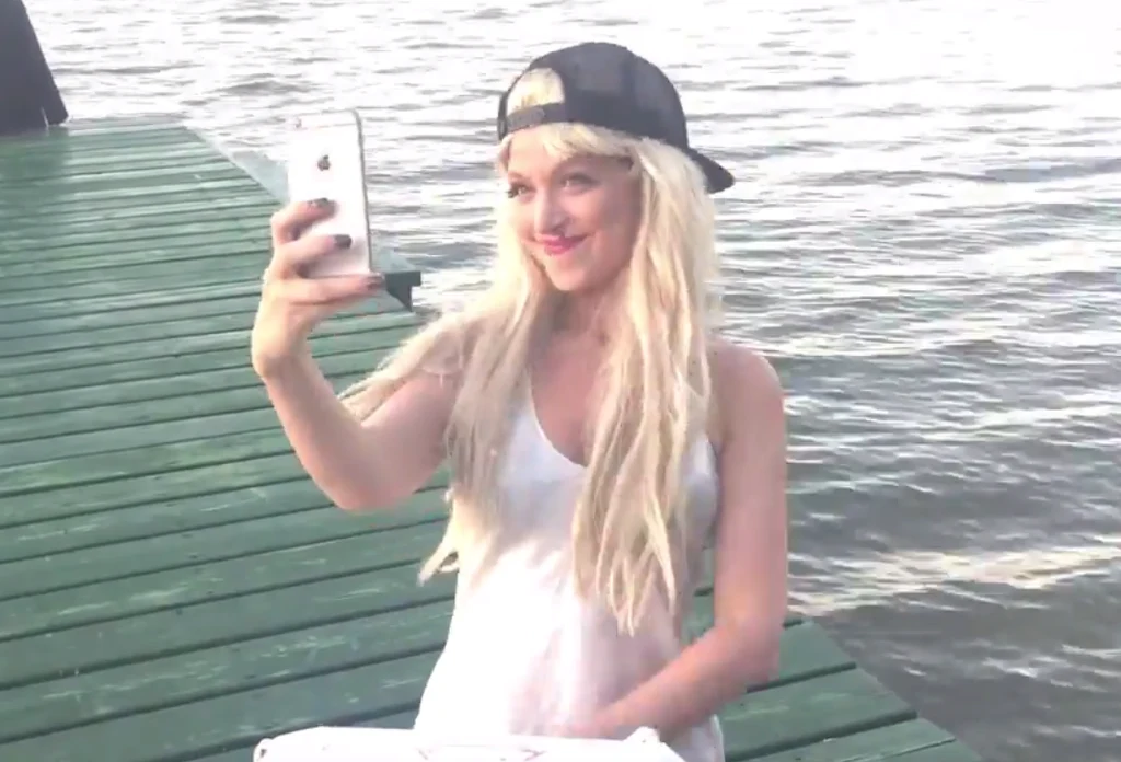 Ada Fijał parodiuje Jessicę Mercedes! Ada Fijał parodiuje Jessicę Mercedes!