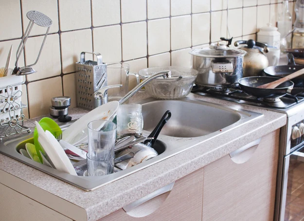 Systematyczność i odkładanie rzeczy na miejsce to klucz do porządku w domu